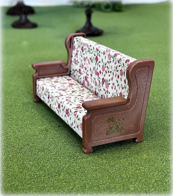 Mapletown Brand Armchair - Pre-owned