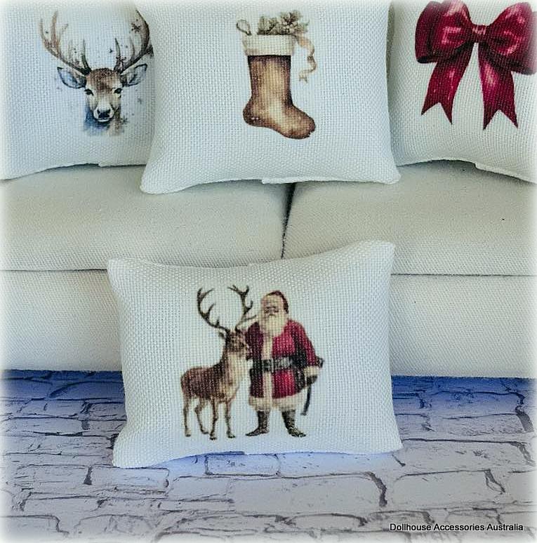 Dollhouse Cushion Santa and Reindeer Christmas