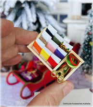 Sewing Box - Assorted items - Miniature