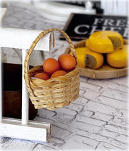 Basket with 4 Large eggs - Miniature