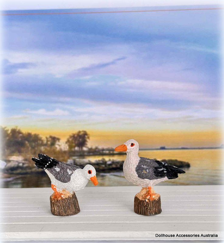 Pair of Seagulls - Miniature
