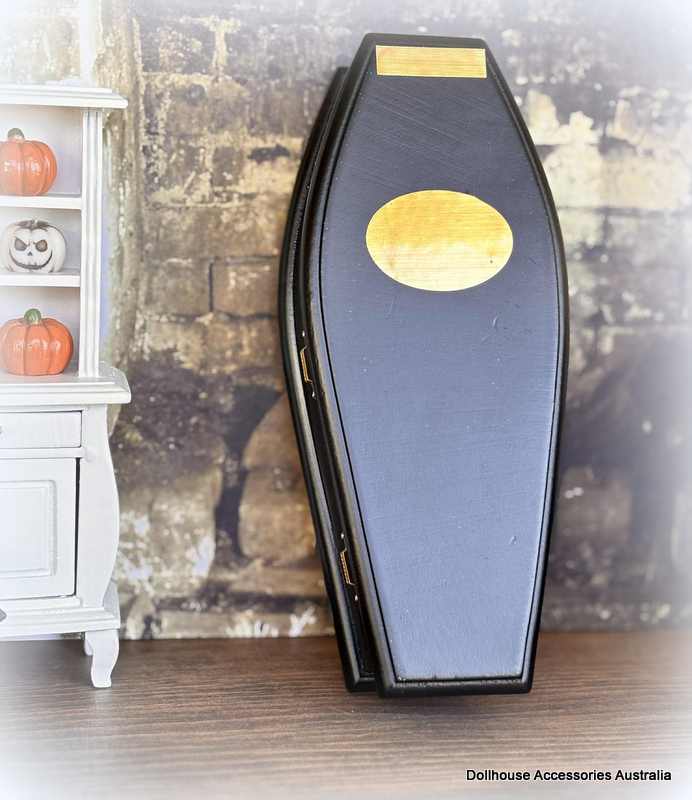 Black Coffin - Miniature