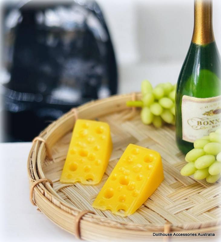 Dollhouse cheese slices gouda edam