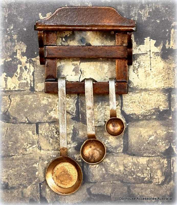 Hanging Vintage Kitchen Pots - Miniature