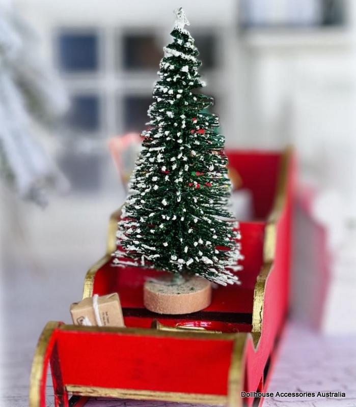 Small Pine Christmas Tree - Flocked - 7cm - Miniature