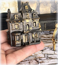 Dollhouse gothic mini beacon hill addams family