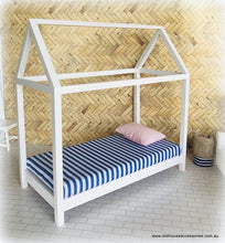 Dollhouse miniature white canopy bed house bed modern