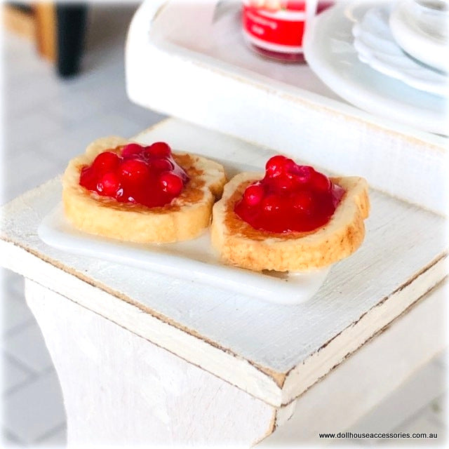 Dollhouse Toast and Jam berry jam