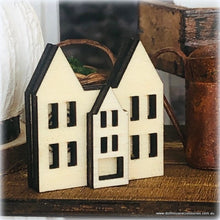 Dollhouse putz village gable roof house