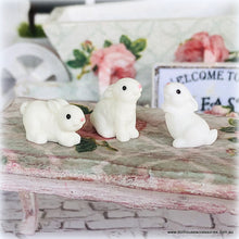 Three White Rabbits - 1 cm high
