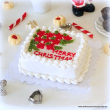 Dollhouse Christmas Square Cake