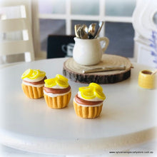 Dollhouse lemon cupcakes