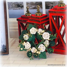 White Rose Garland - Miniature
