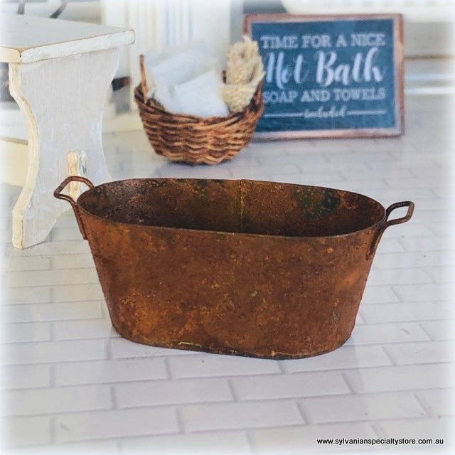 Dollhouse miniature rusted tub