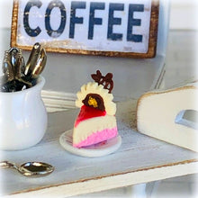 Dollhouse food strawberry cheesecake