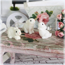 Three White Rabbits - 1 cm high