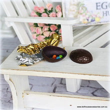 Breakable Easter Egg with Smarties and Gold Foil - Miniature