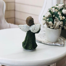 Reutter Porcelain Nativity Set, Angel and Plate  - Miniature