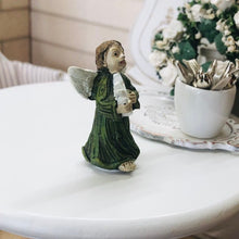 Reutter Porcelain Nativity Set, Angel and Plate  - Miniature