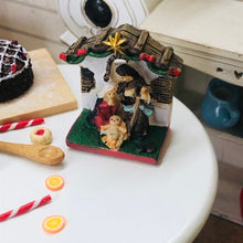 Reutter Porcelain Nativity Set, Angel and Plate  - Miniature