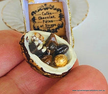 Luxury Easter Egg in Box - Miniature