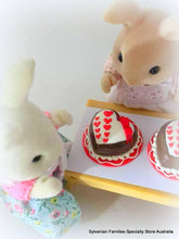 Sylvanian Families Valentines Day gift cake romantic