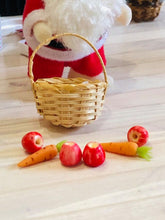 Basket of apples and carrots - Miniature