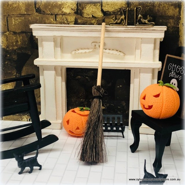 Whisk Broomstick - Miniature