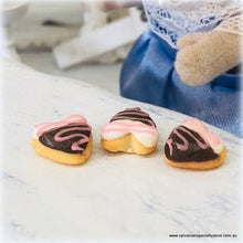 Dollhouse miniature pink eclairs sweet food accessories