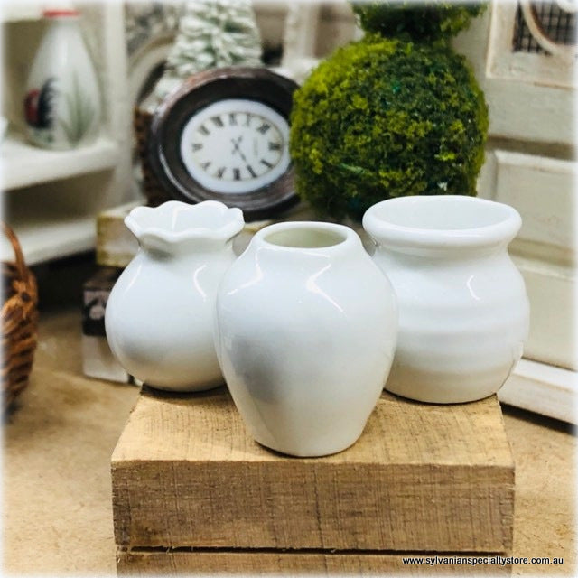 White Vases Modern - Set of 3 - Miniature