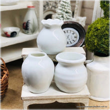 White Vases Modern - Set of 3 - Miniature
