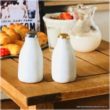 Dollhouse-miniature-milk-bottles-vintage