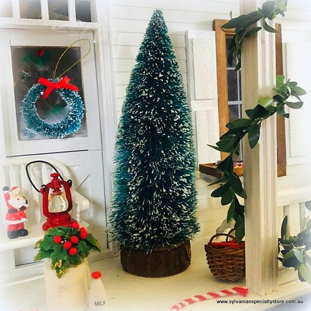 Christmas Tree - Traditional - 15 cm - Miniature