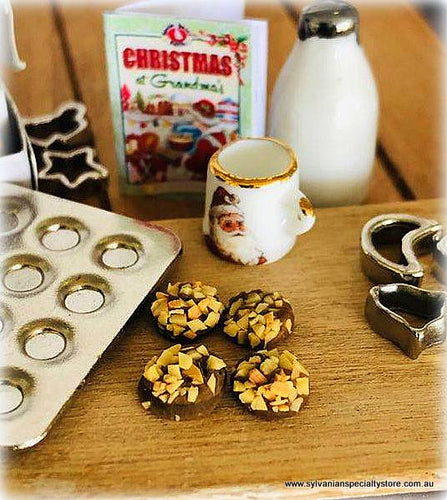 Dollhouse small cookies food accessories