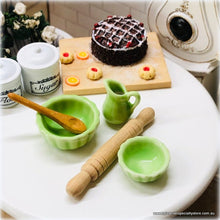 Baking Set: Bowls, Jug, Rolling Pin and Wooden Spoon - Green