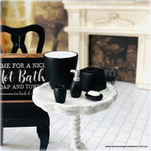 Bathroom Accessories - Black - 5 pieces - Miniature