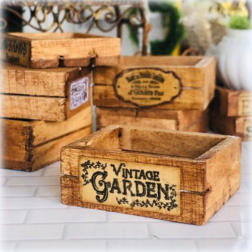 Dollhouse Vintage Garden Crate Garden miniatures