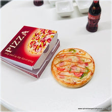 Dollhouse food pizza and box miniature