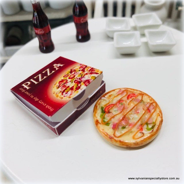 Dollhouse food pizza and box miniature