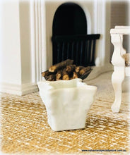 Dollhouse modern miniature planter pot