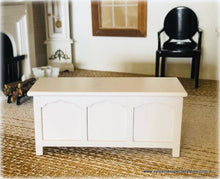 White Storage Chest/Blanket Box - Miniature