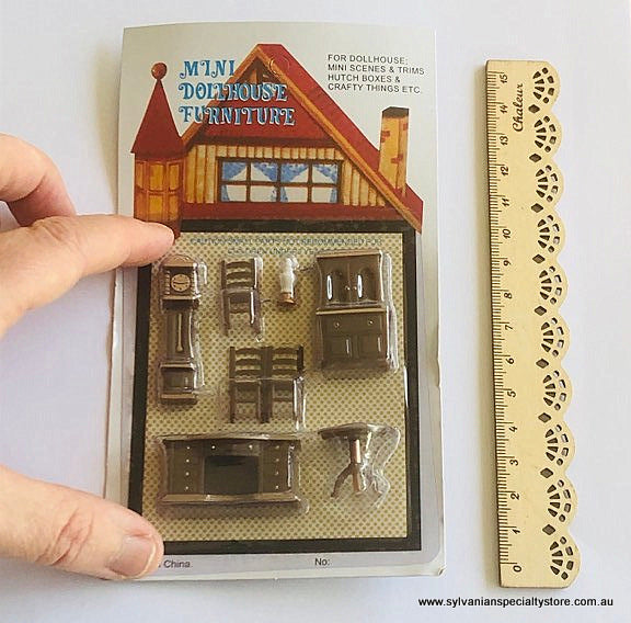 Dollhouse miniature 1:48 scale Living Room