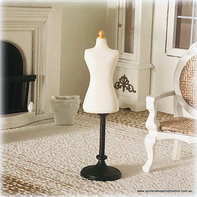 Dollhouse Dressmaker's mannequin 8.5 cm high