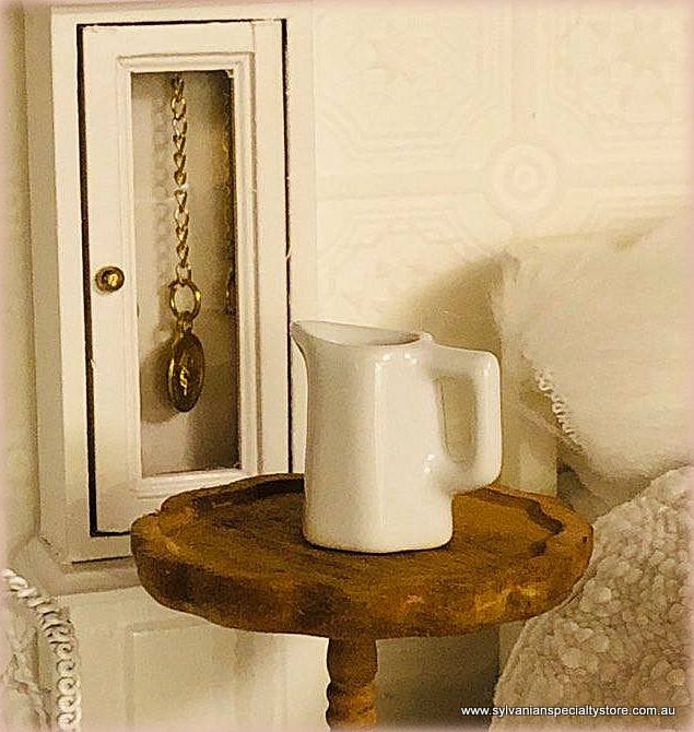 White Jug - Country style