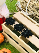 Miniature spiders x 3