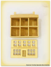 Wooden Dollhouse -Unpainted - 7 cm high