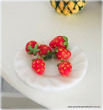 Strawberries x 8 - Miniature