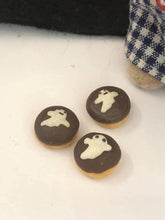 Ghost or Pumpkin Donuts