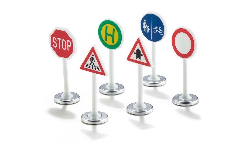 Traffic Signs x 5