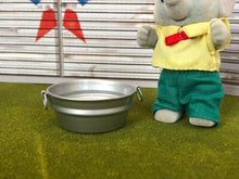 MEtal tub dollshouse miniature